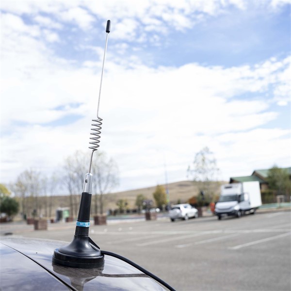 CB antena PNI ML29 dolžine 34 cm, z magnetom premera 70 mm in kablom RG58