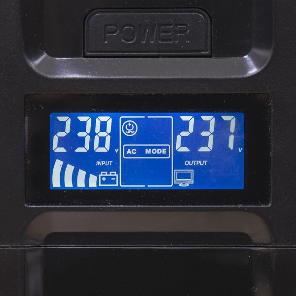 UPS SilverCloud SafePC 650AVR